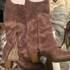 Heeled Boots Size 8.5